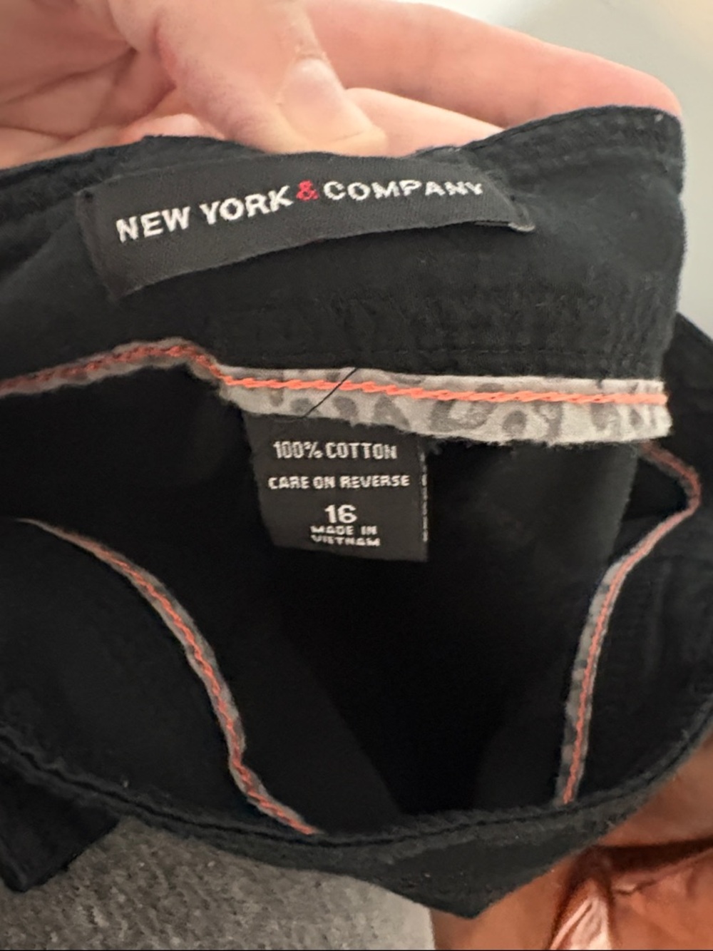 Size 16 Black 100% cotton Cargo Pants with Snap/ Flap Pockets Utility Skater - Picture 2 of 10